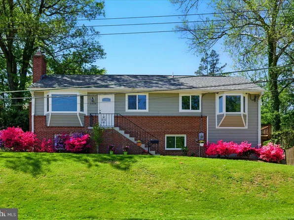 1024 N Arlington Mill Dr, Arlington, VA 22205