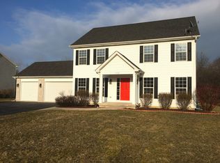 37549 Lyons Woods Ct, Beach Park, IL 60087
