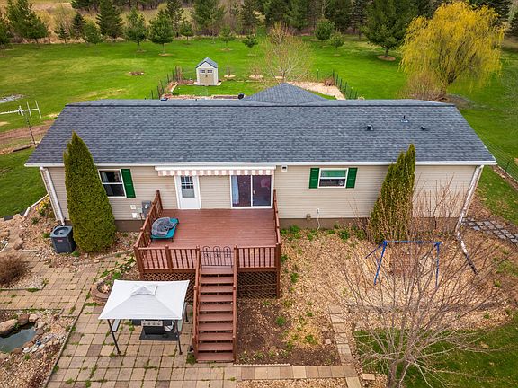 2nd image of 33071 Holly Rd
