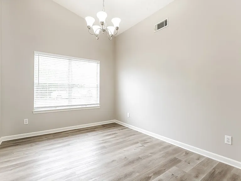 3208 Bradford Pear Dr — Photo 6