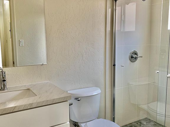 4th image of 191 Village Ct APT 2