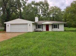 835 New Smizer Mill Rd, Fenton, MO 63026