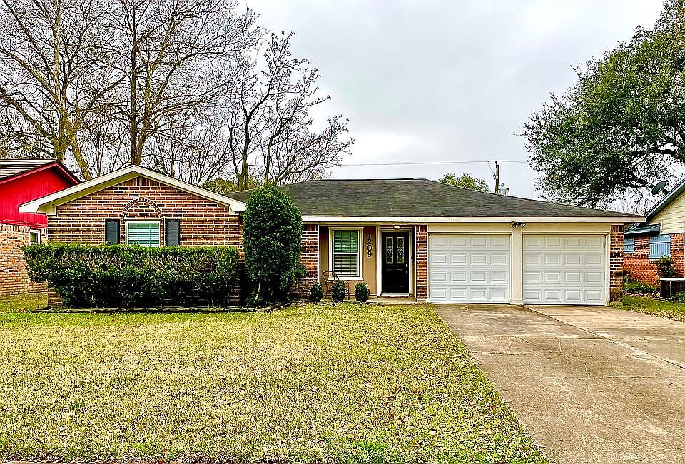 1st image of 1209 E Lambuth Ln
