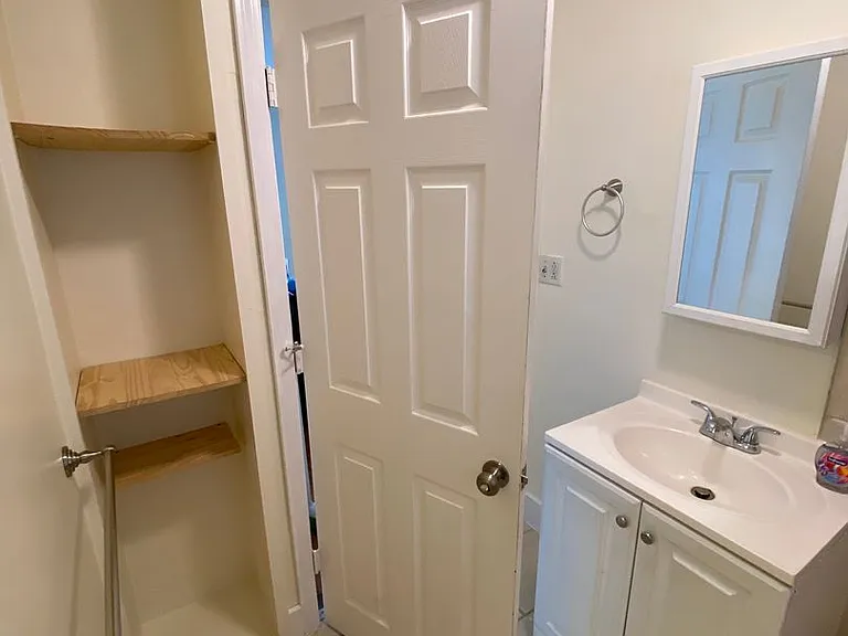 64-Grove-St (20 Forest St) — Photo 11