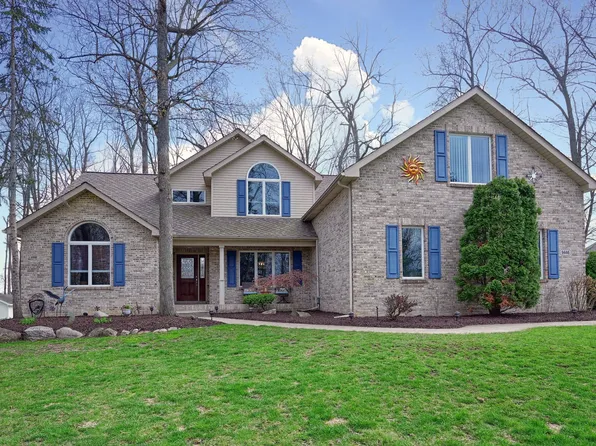 9446 Fair Oaks Dr, Goodrich, MI 48438