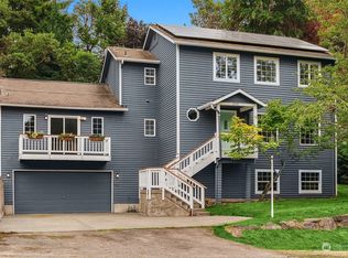 25734 79th Ave SW, Vashon, WA 98070