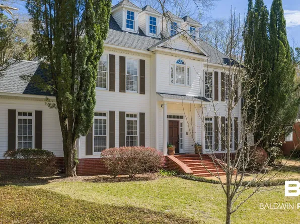 2613 Charlotte Oaks Dr, Mobile, AL 36695