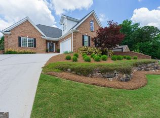 208 Missionary Rdg, Loganville, GA 30052