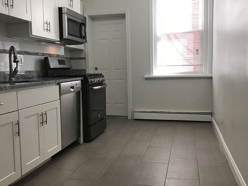 2nd image of 291 E St