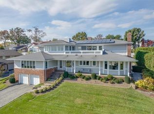 92 Kensington Oval, New Rochelle, NY 10805