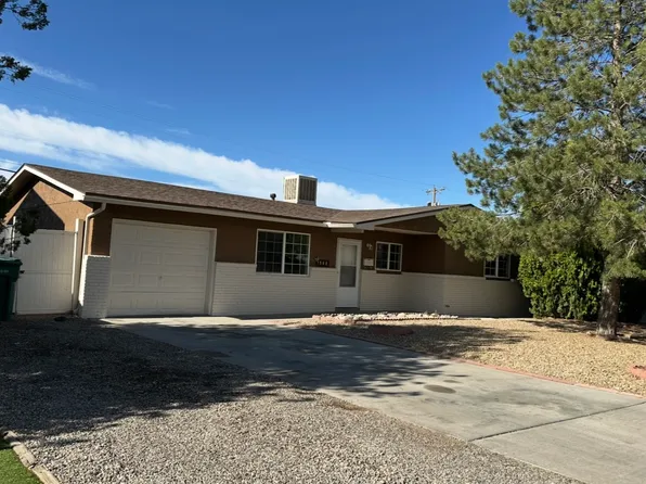 1908 Camina Placer, Farmington, NM 87401