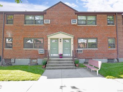 57-47 246 Crescent #1, Little Neck, NY, 11362