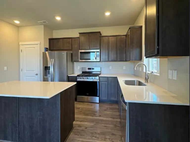 2906 Longhorn Loop — Photo 7