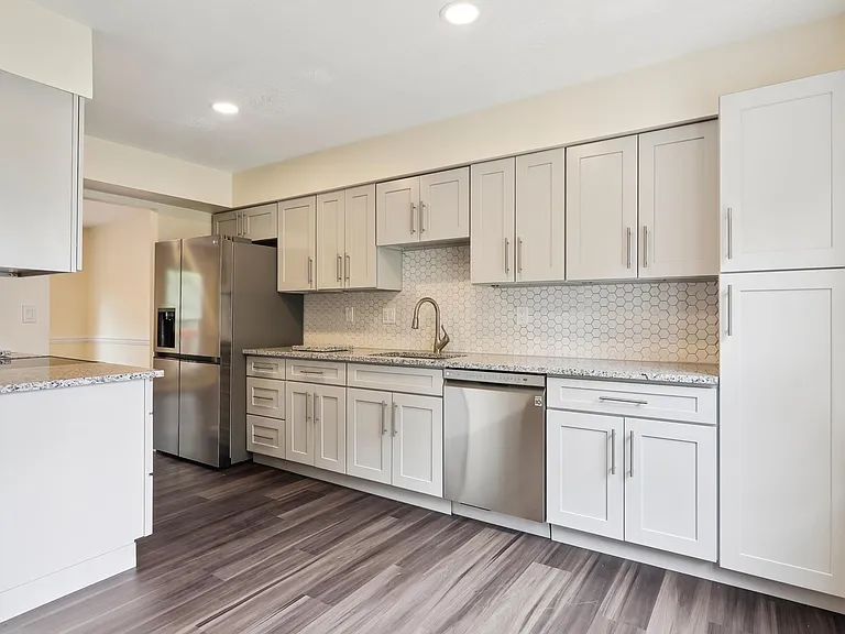 18257 Smoke House Ct — Photo 3