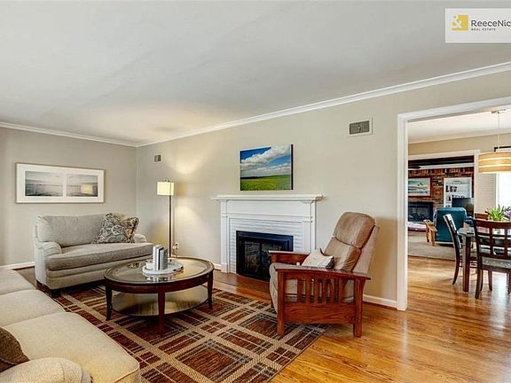 Formal Living Rm with Open Floor Plan