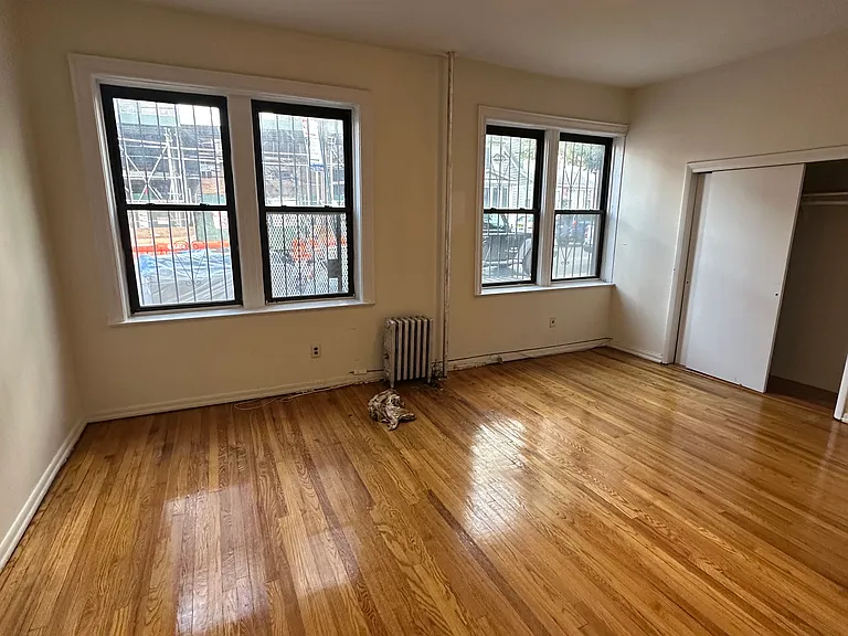 1729 Edison Ave #B — Photo 6