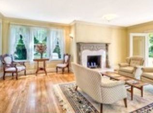 7502 E Green Lake Dr N, Seattle, WA 98103