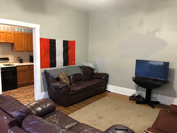 4th image of 2363 Ohio Ave APT 1