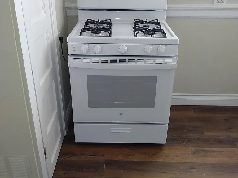 Kitchen Unit 1