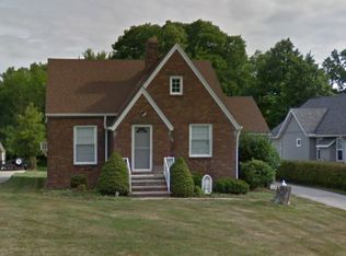 5927 Brookside Rd, Independence, OH 44131