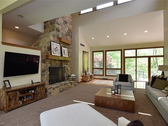4th image of 20 Glenridge Ct