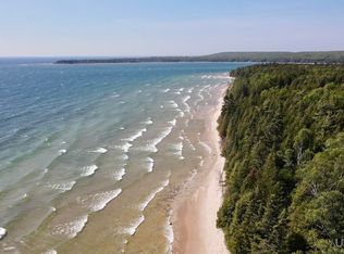 Gg75 Ln, Garden, MI 49835