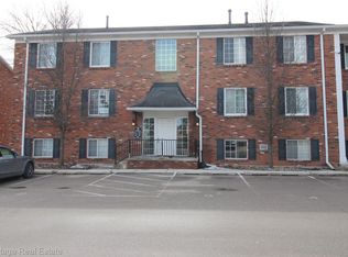 409 W Highland Rd APT B3, Howell, MI 48843
