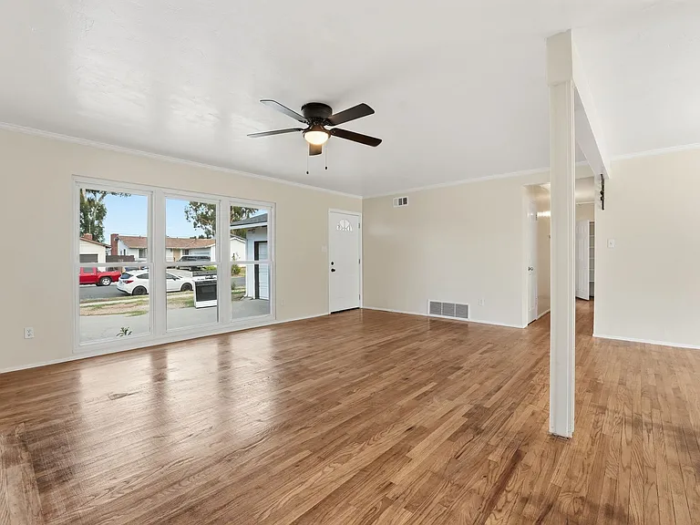 1209 Evilo St — Photo 3