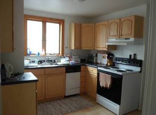 17 Newell Rd #1, Auburndale, MA 02466