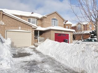 111 Sandyshores Dr W, Brampton, ON L6R 2M3