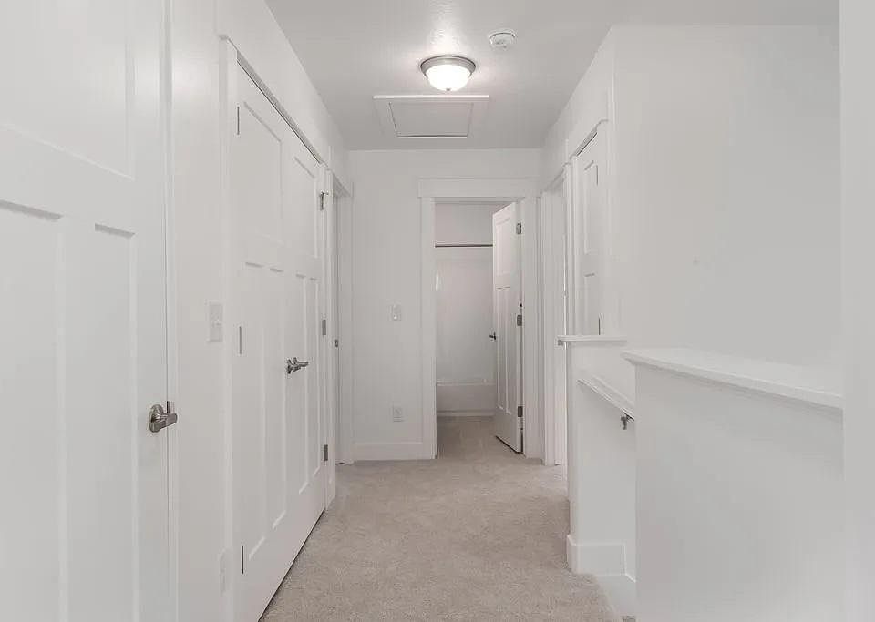 1st image of 3872 W Pilton Ct