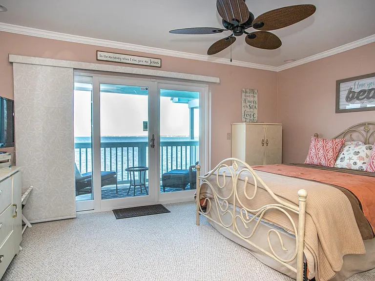 15932 Innerarity Point Rd — Photo 21