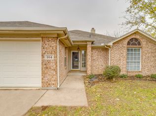 104 Willow St, Crowley, TX 76036