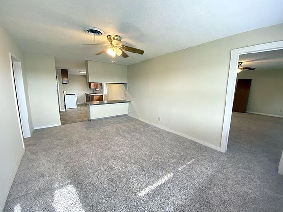 2nd image of 810 S Central Ave