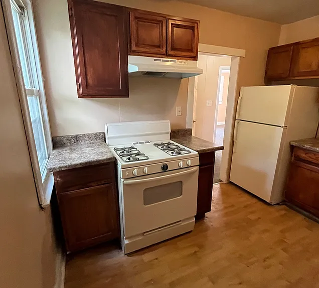 67 Derby Ave #3 — Photo 2