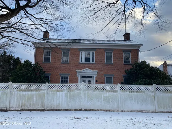 924 New Scotland Road, Albany, NY 12208