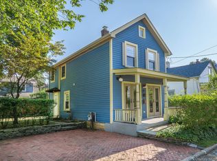 35 14th Ave, Sea Cliff, NY 11579