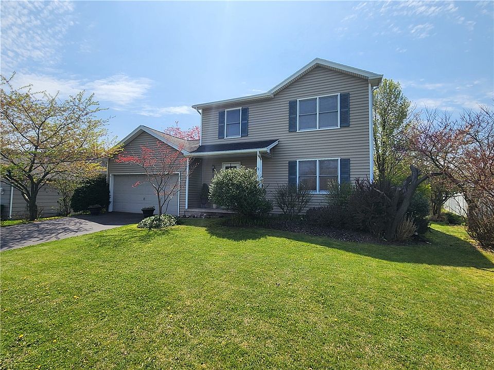 1st image of 51 Grangerford Hts