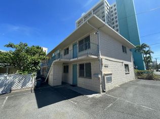 2823 Winam Ave #6, Honolulu, HI 96816