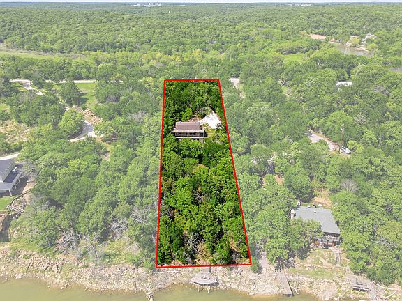 2nd image of 417 Private Road 1758