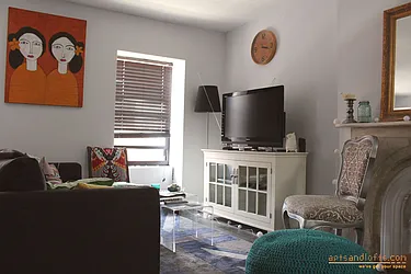 Rented by aptsandlofts.com