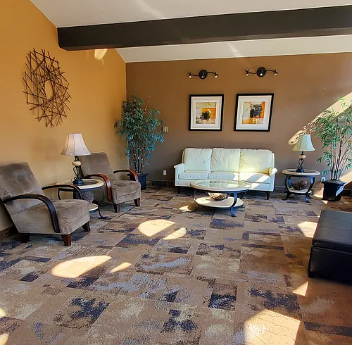 Shoreham Apartments Photo 1