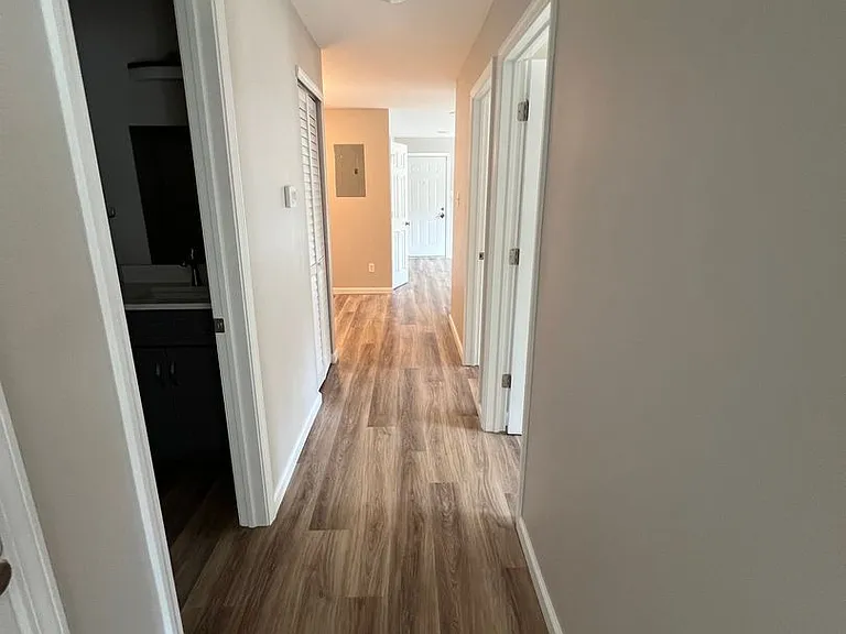 3210A E John Hinkle Pl — Photo 14