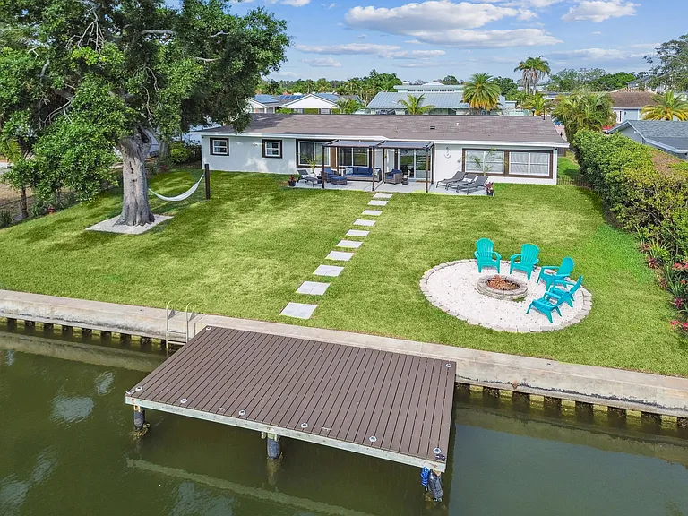 3922 Fontainebleau Dr — Photo 45