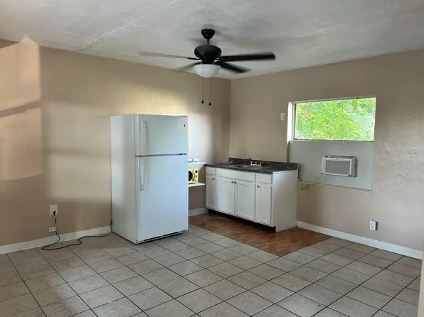 5100 S Pine Ave #105, Ocala, FL 34480