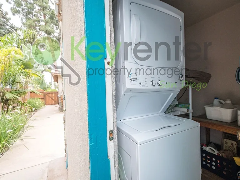620A N Nevada St — Photo 6