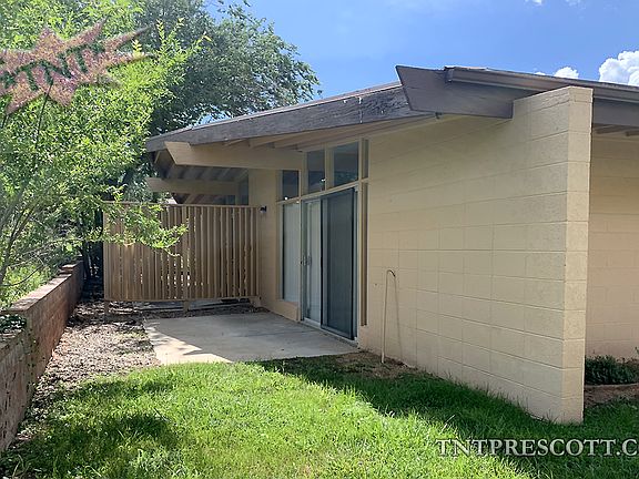 4th image of 336 Country Club Cir #C-1