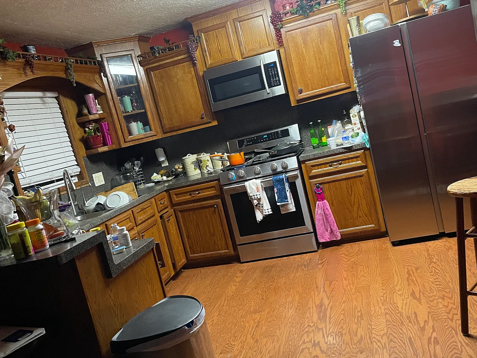 4 bed, 2102 sqft, $2,200 — Photo 3