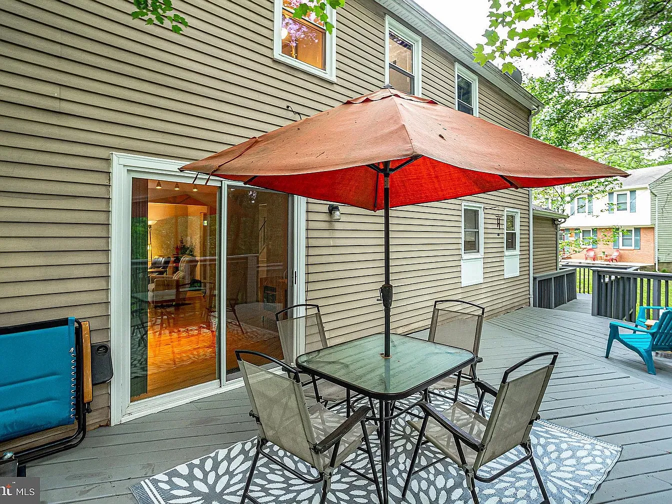 4 bed, 2.5 bath, 1728 sqft, $5,000 — Photo 2