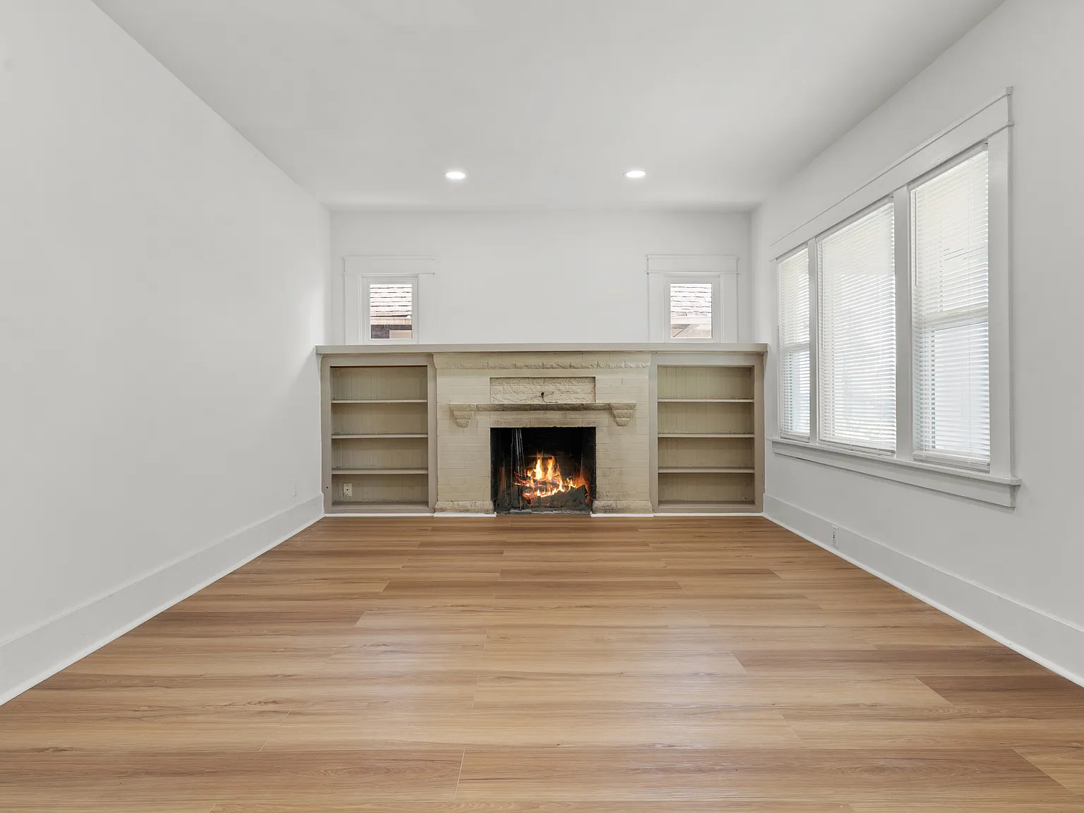 4 bed, 1712 sqft, $4,300 — Photo 3